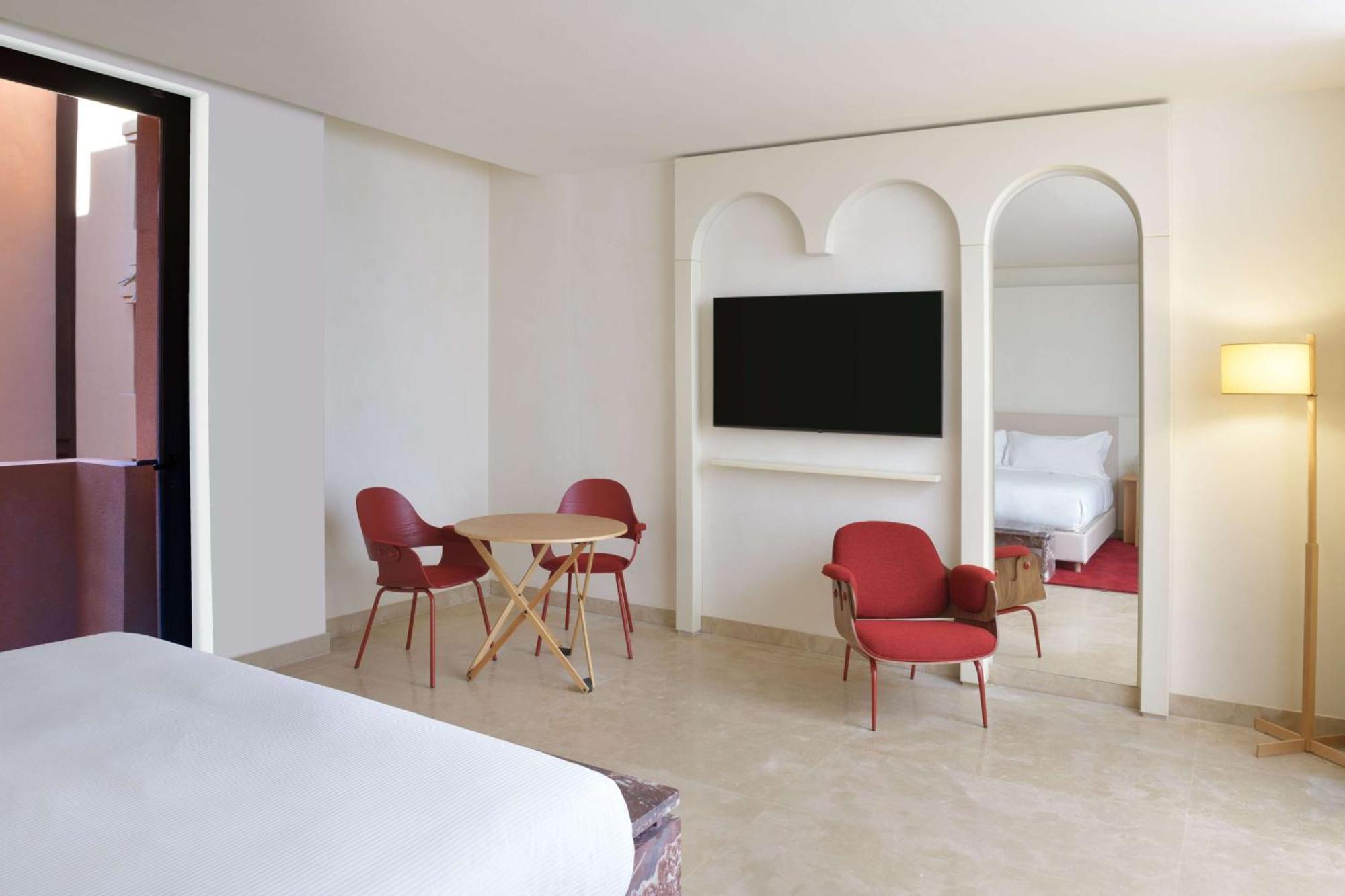 Doubletree By Hilton Ben Guerir Hotel & Residences Benguerir Dış mekan fotoğraf